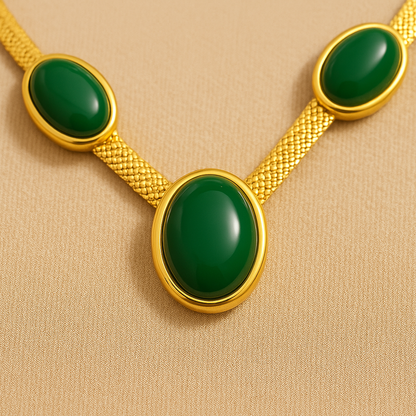 Pierre Necklace + Free Earring